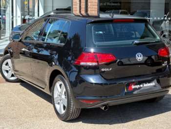 Used Volkswagen Golf 2016 for sale - 74637852: Photo