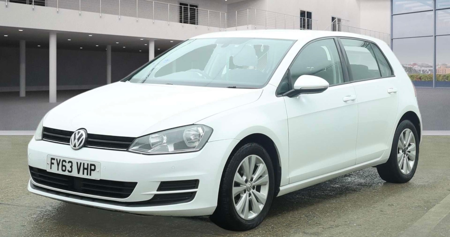 Used Volkswagen Golf 2013 for sale - 77669309: Photo 2