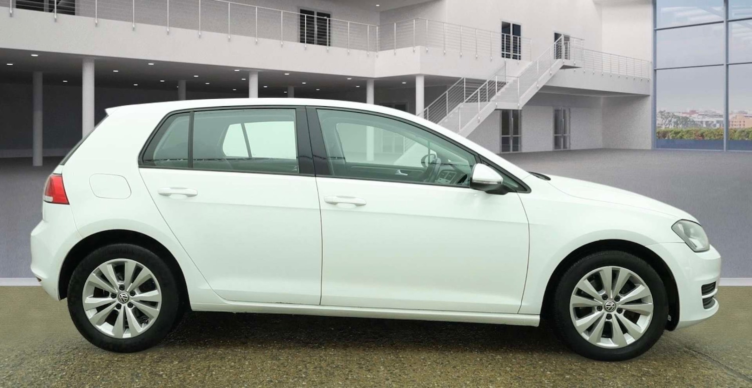 Used Volkswagen Golf 2013 for sale - 77669309: Photo 5