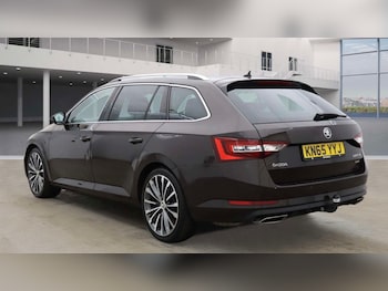 Used Skoda Superb 2016 for sale - 76367339: Photo
