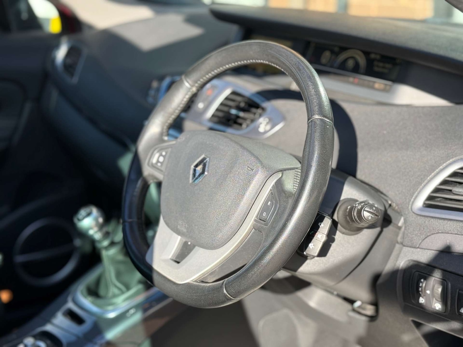 Used Renault Scenic 2013 for sale - 76316835: Photo 15