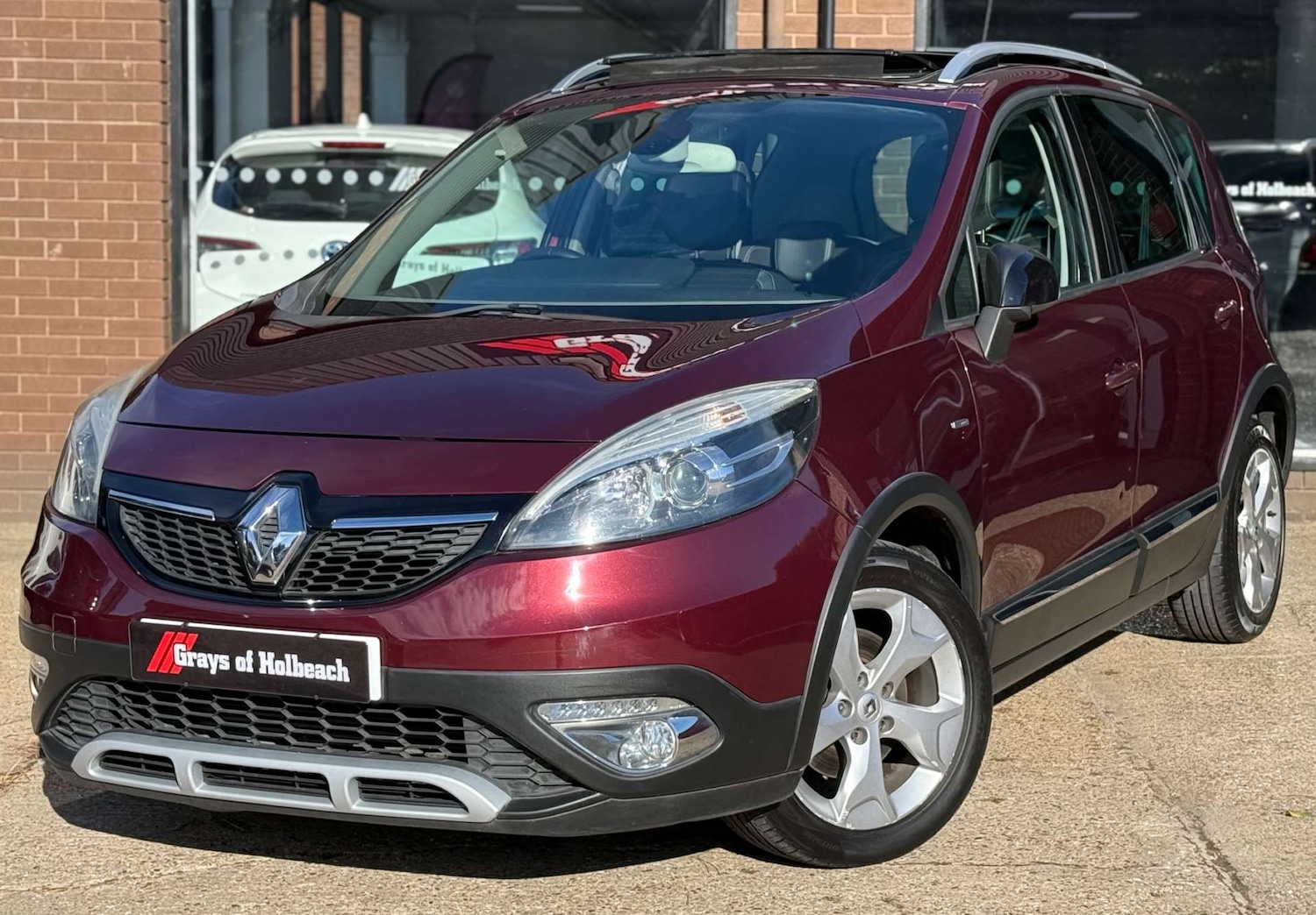 Used Renault Scenic 2013 for sale - 76316835: Photo 4