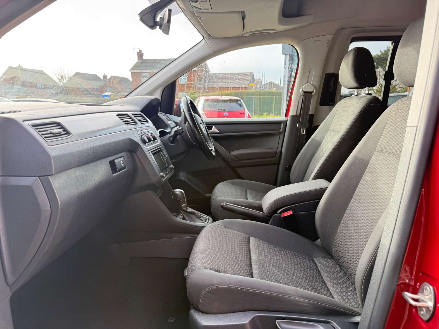 Used Volkswagen Caddy 2017 for sale - 77072176: Photo 10