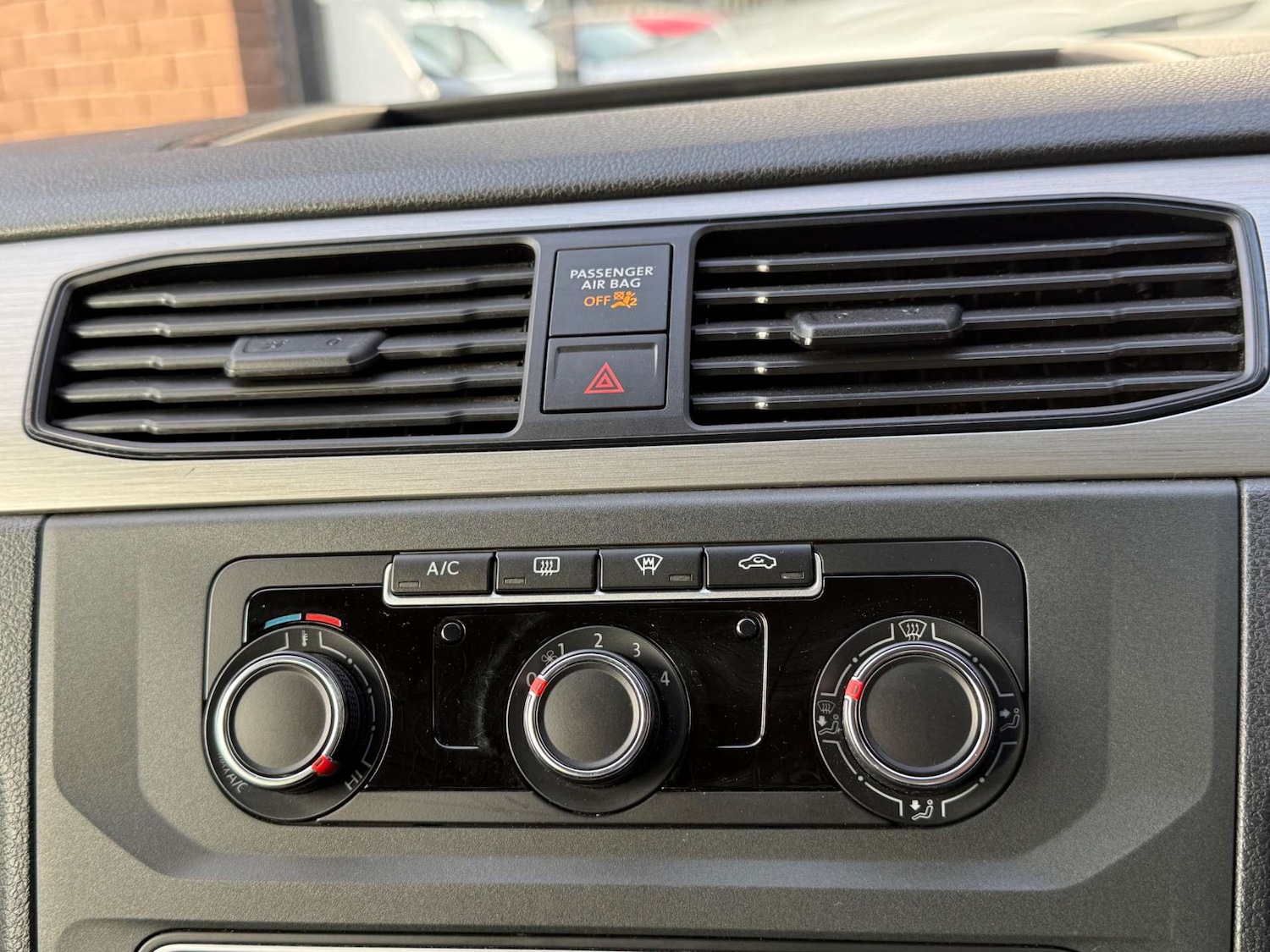 Used Volkswagen Caddy 2017 for sale - 77072176: Photo 15