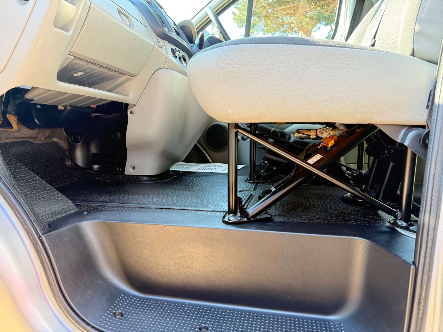 Used Vauxhall Vivaro 2013 for sale - 77319050: Photo 12