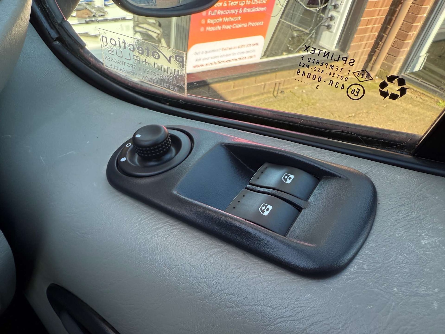 Used Vauxhall Vivaro 2013 for sale - 77319050: Photo 16