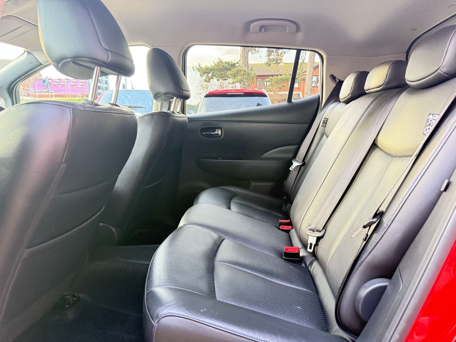 Used Nissan Leaf 2017 for sale - 77268890: Photo 10