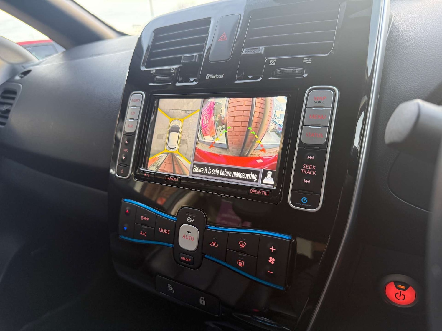 Used Nissan Leaf 2017 for sale - 77268890: Photo 13