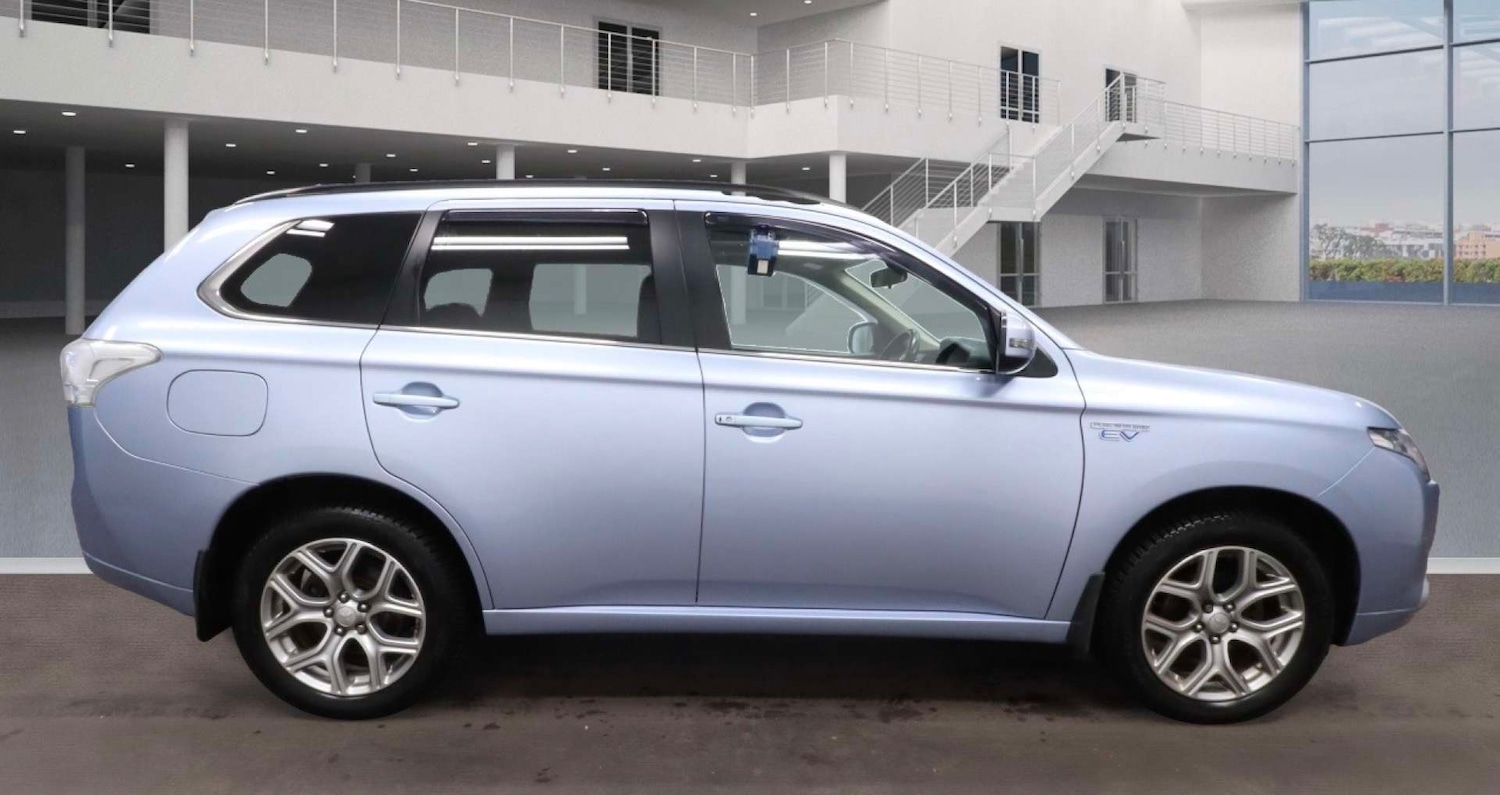 Used Mitsubishi Outlander 2015 for sale - 77087315: Photo 5