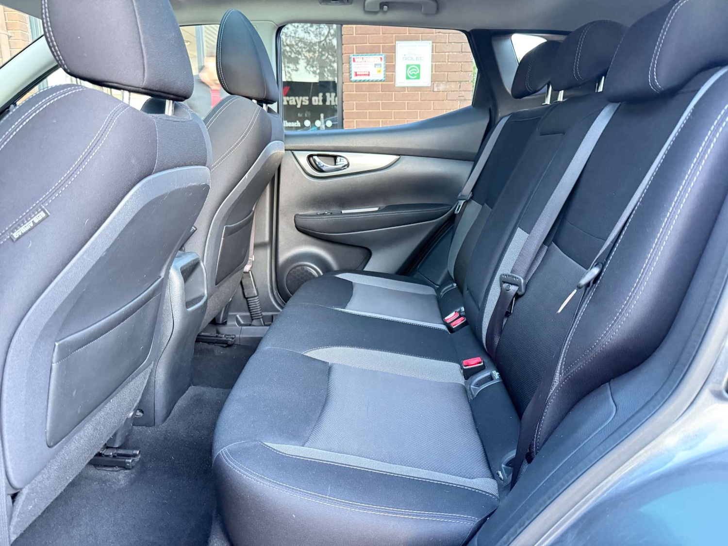 Used Nissan Qashqai 2018 for sale - 77271573: Photo 11