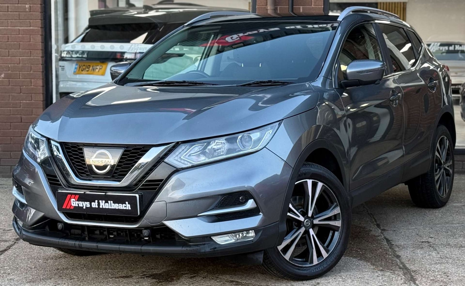 Used Nissan Qashqai 2018 for sale - 77271573: Photo 4