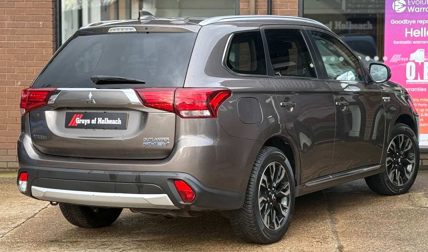 Used Mitsubishi Outlander 2016 for sale - 77470058: Photo 12