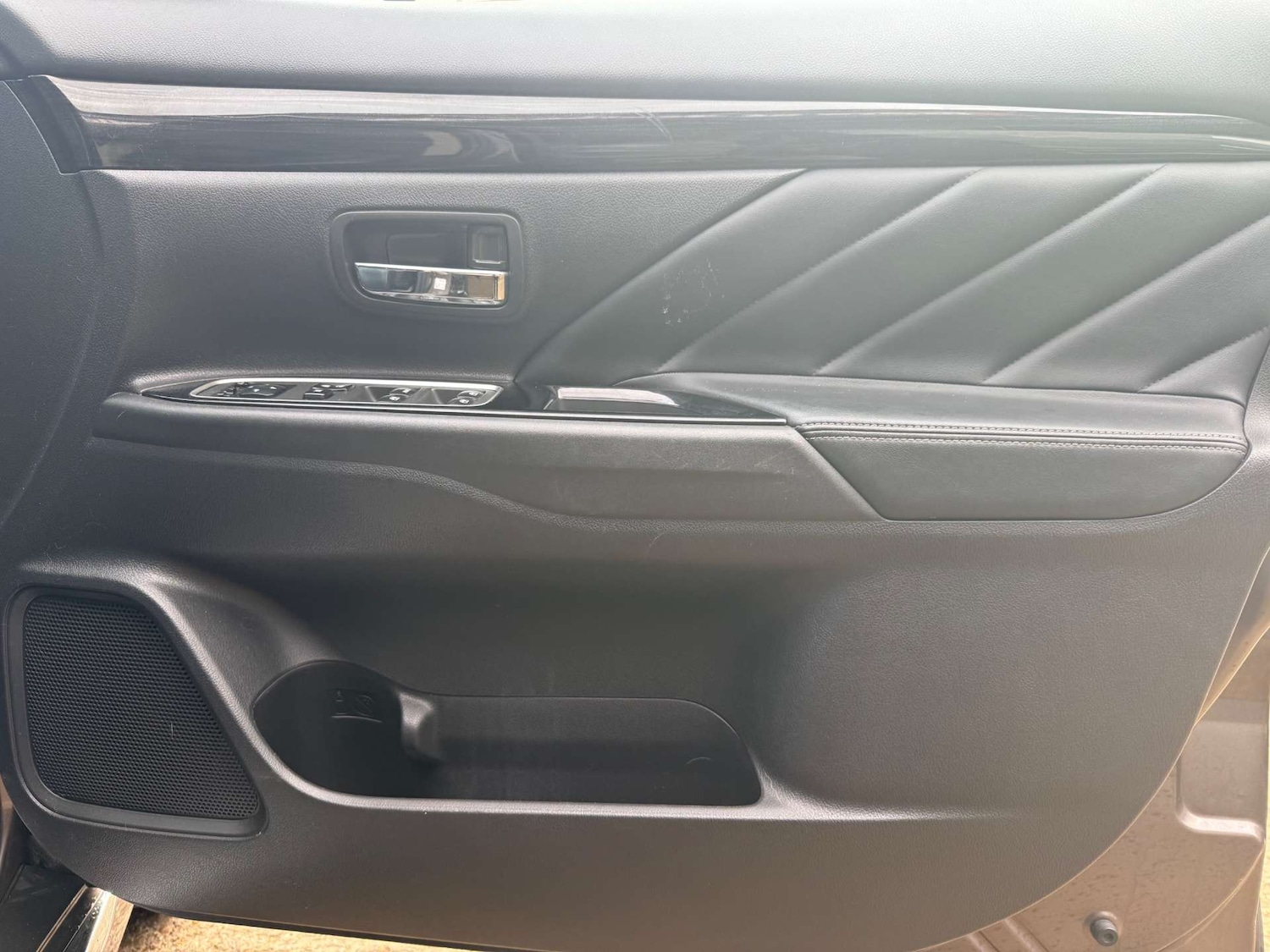 Used Mitsubishi Outlander 2016 for sale - 77470058: Photo 18