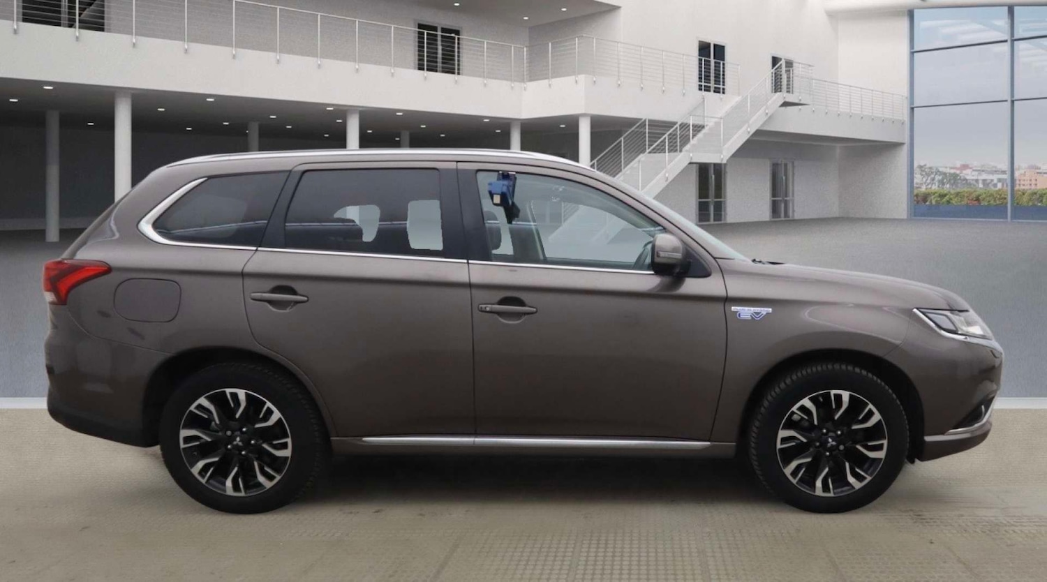 Used Mitsubishi Outlander 2016 for sale - 77470058: Photo 4