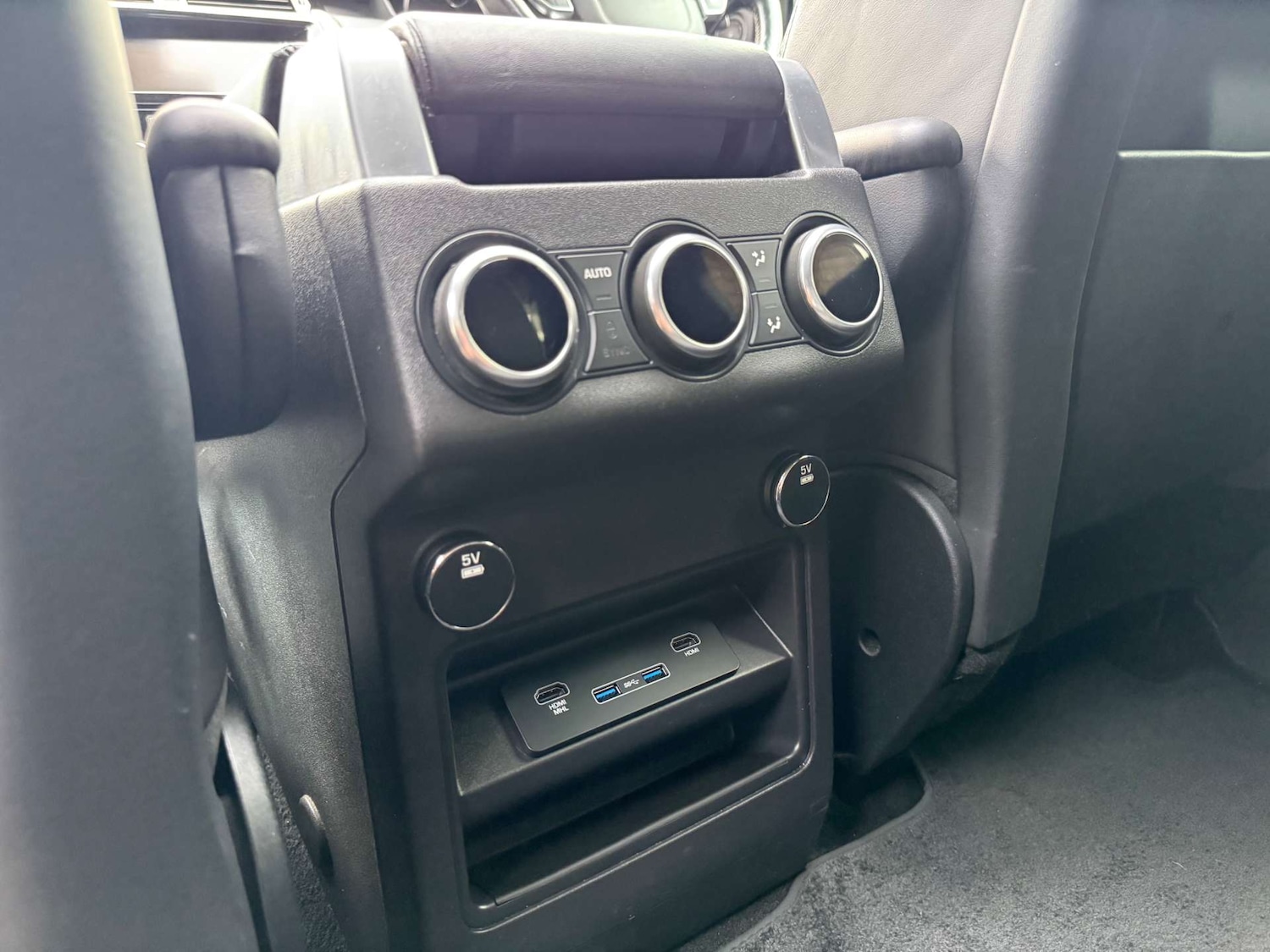 Used Land Rover Discovery 2017 for sale - 77268887: Photo 17