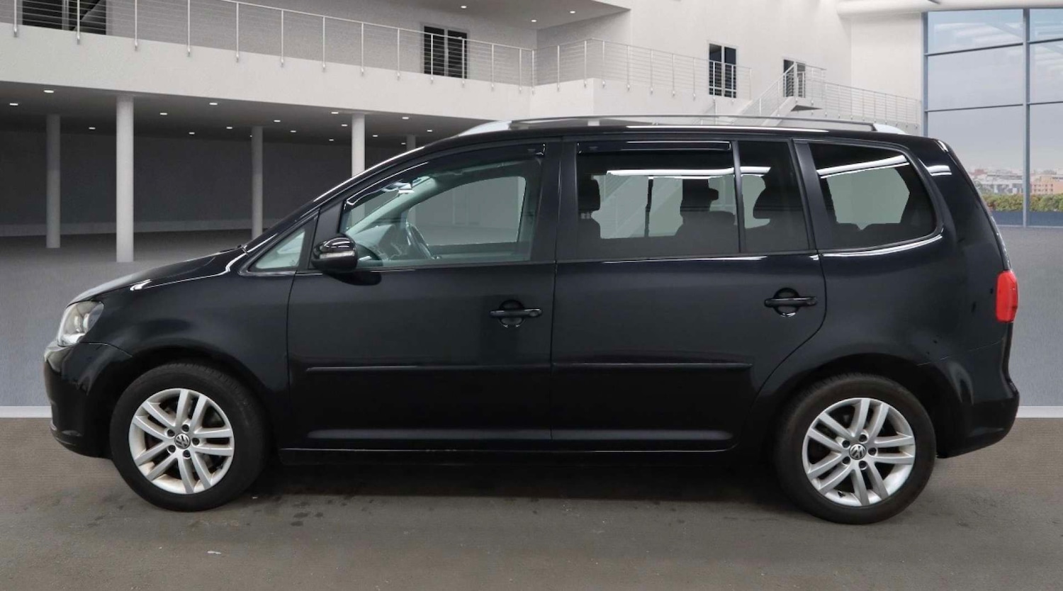Used Volkswagen Touran 2015 for sale - 78083349: Photo 6
