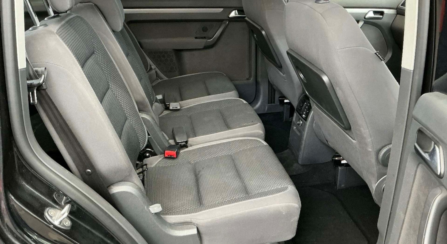 Used Volkswagen Touran 2015 for sale - 78083349: Photo 8