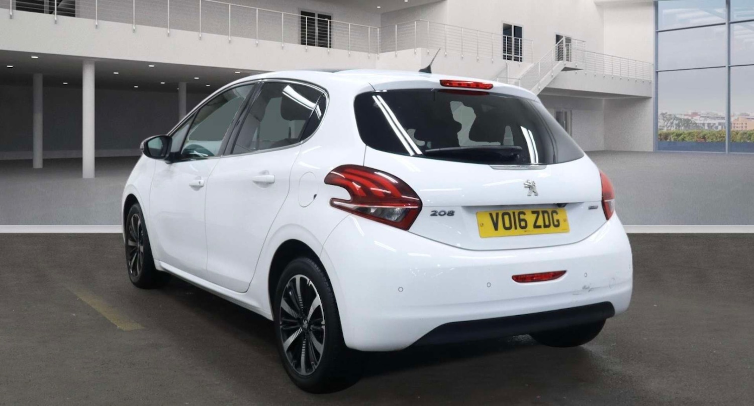 Used Peugeot 208 2016 for sale - 77632636: Photo 3
