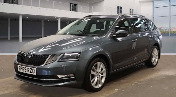 Used Skoda Octavia 2019 for sale - 76278049: Photo 2