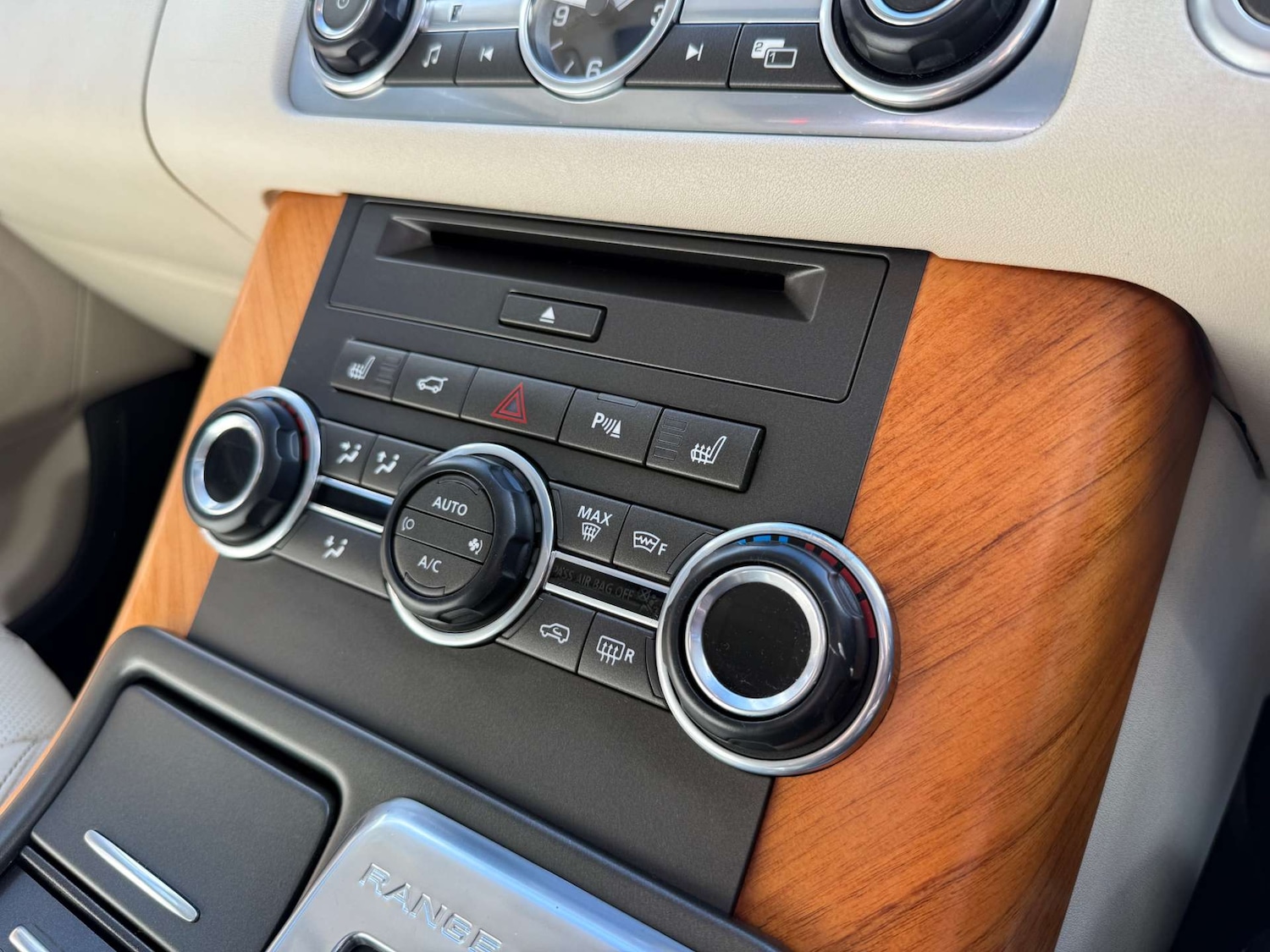 Used Land Rover Range Rover Sport 2012 for sale - 77888872: Photo 15