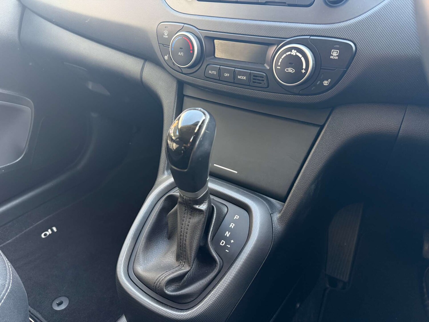 Used Hyundai i10 2019 for sale - 75779691: Photo 13