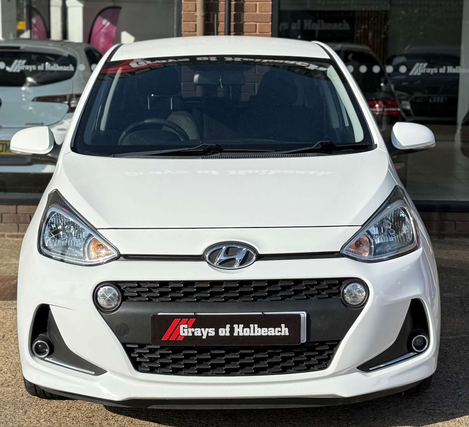 Used Hyundai i10 2019 for sale - 75779691: Photo 2