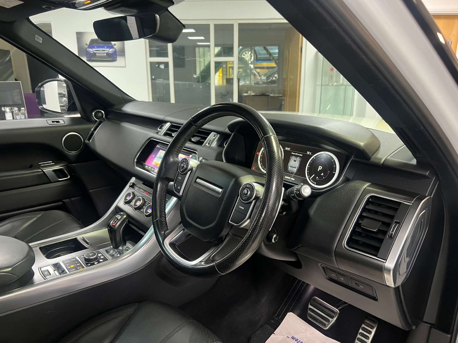 Used Land Rover Range Rover Sport 2018 for sale - 76894415: Photo 12