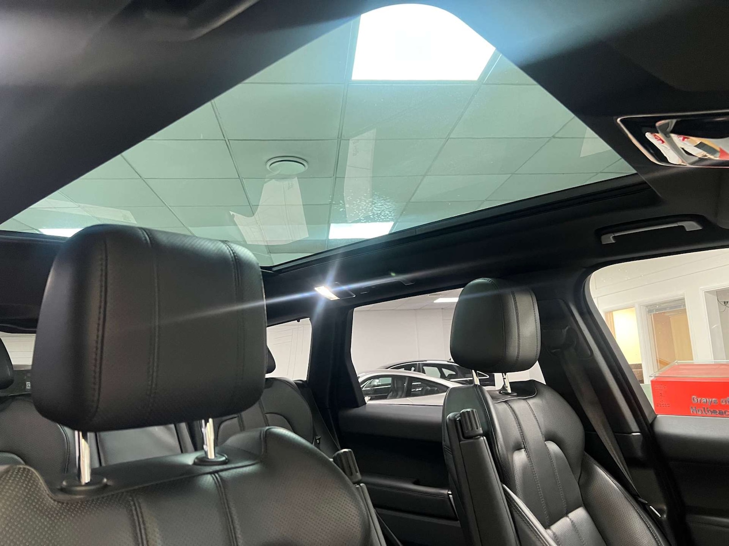 Used Land Rover Range Rover Sport 2018 for sale - 76894415: Photo 14