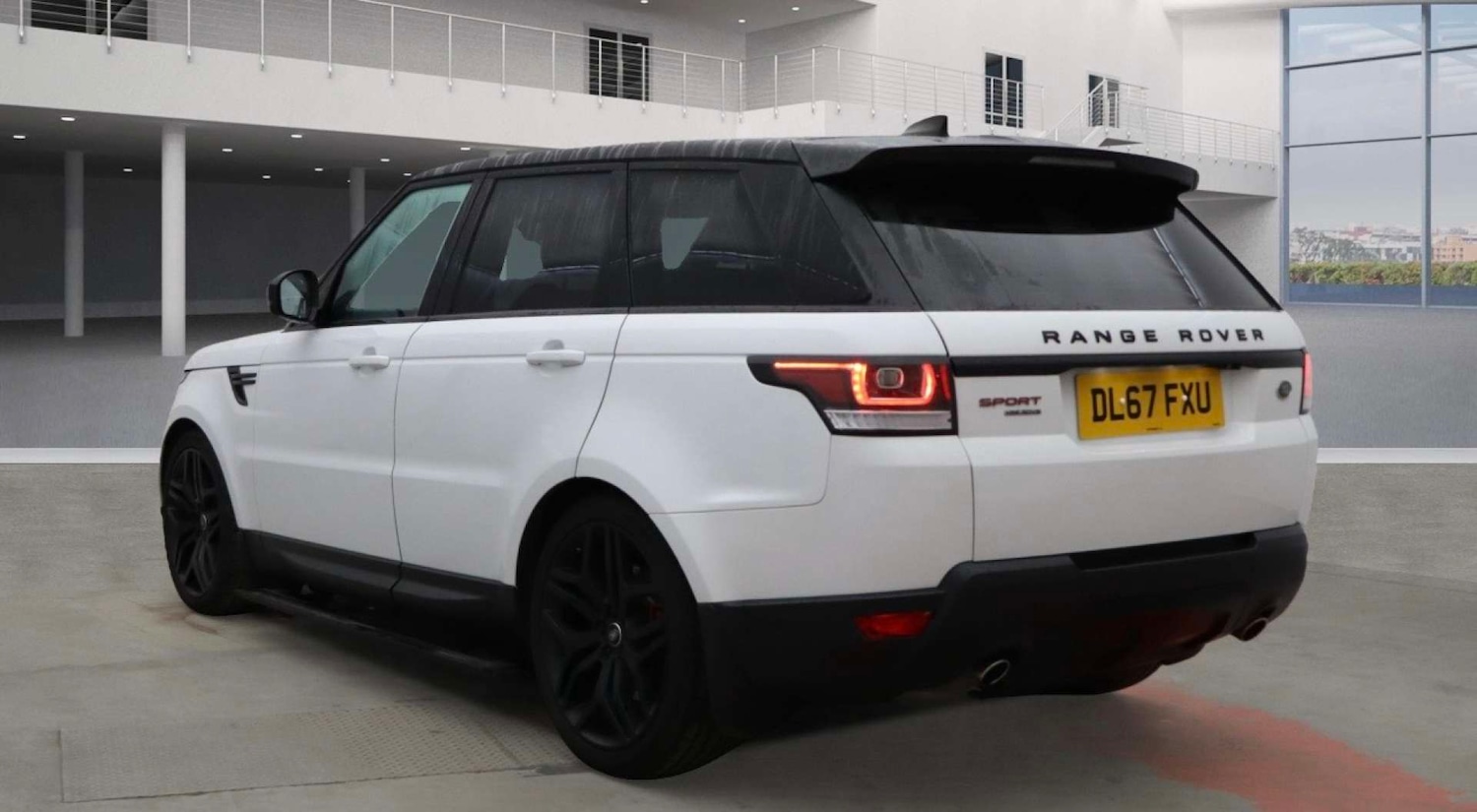 Used Land Rover Range Rover Sport 2018 for sale - 76894415: Photo 3