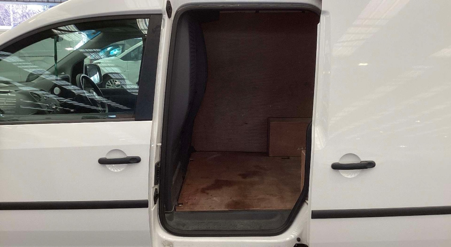 Used Volkswagen Caddy 2013 for sale - 77667818: Photo 8