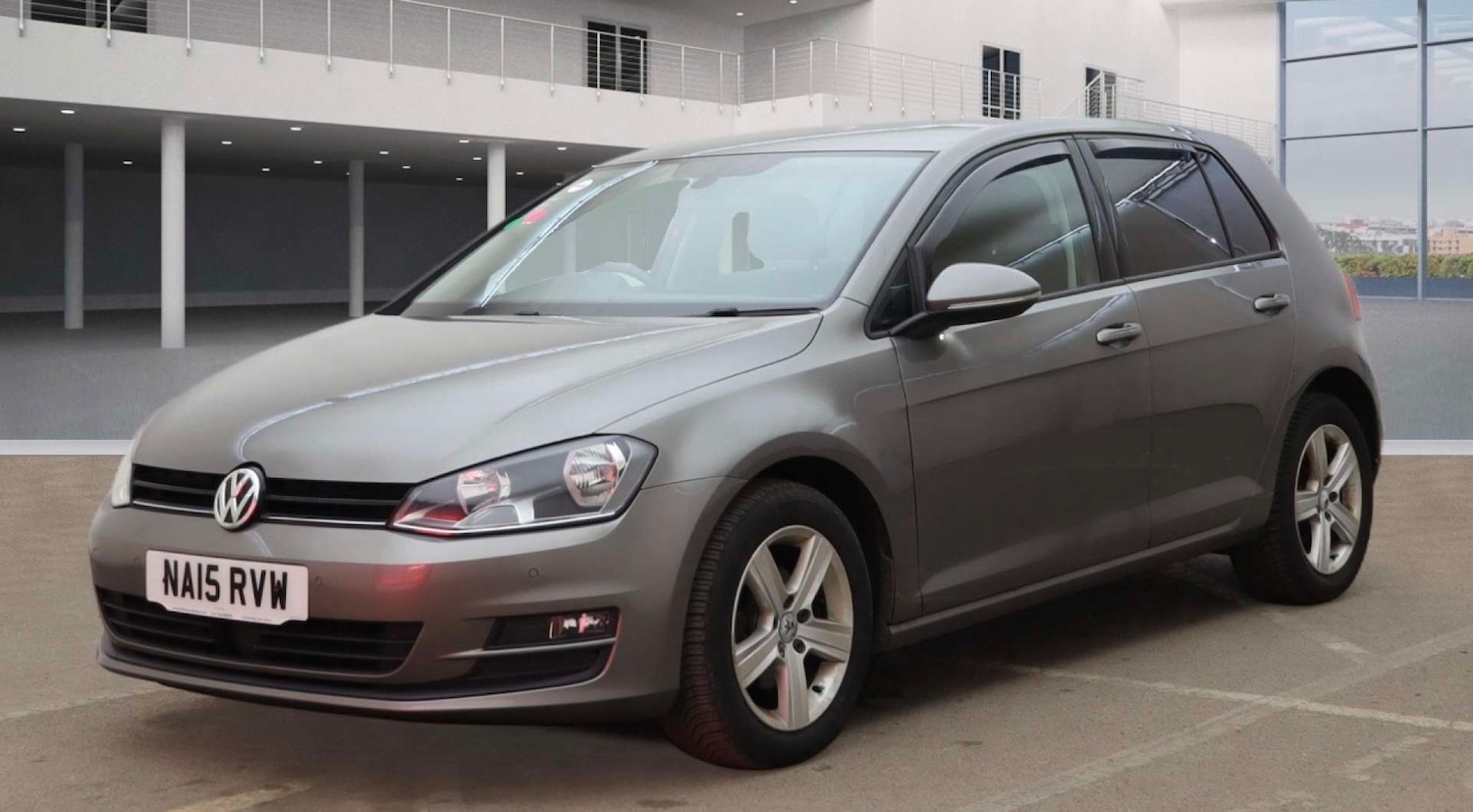 Used Volkswagen Golf 2015 for sale - 78031072: Photo 2
