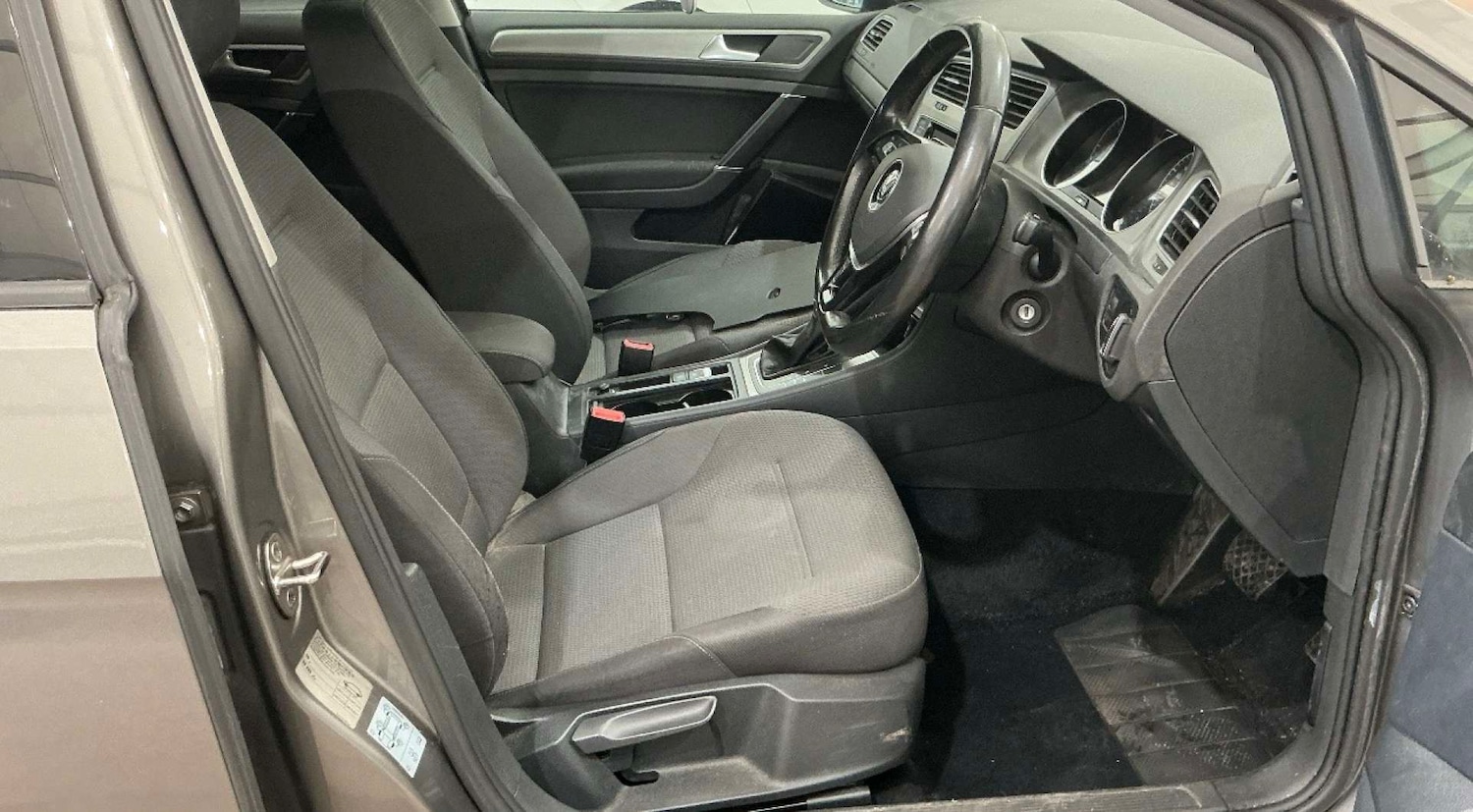 Used Volkswagen Golf 2015 for sale - 78031072: Photo 7