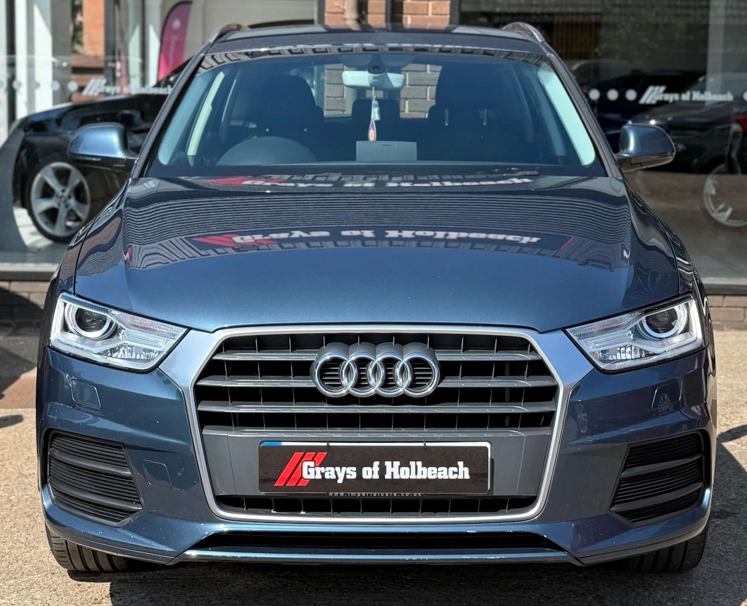 Used Audi Q3 2016 for sale - 76277997: Photo 2