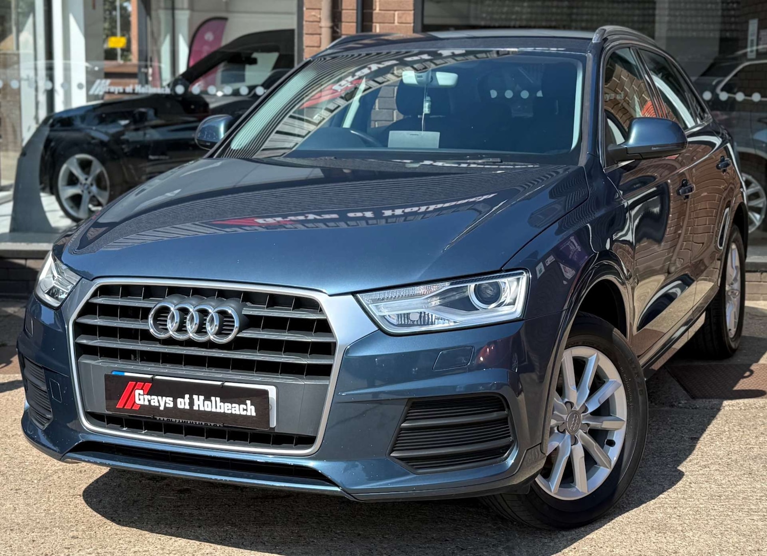 Used Audi Q3 2016 for sale - 76277997: Photo 4