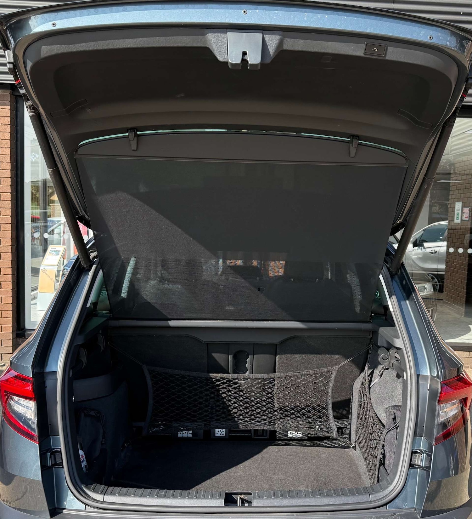 Vehicle 29