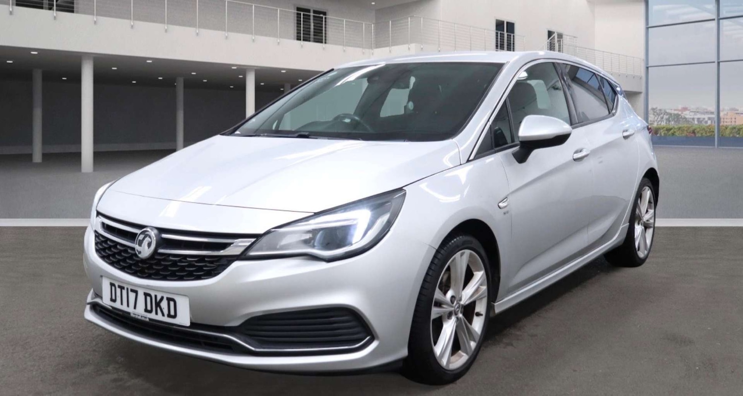 Used Vauxhall Astra 2017 for sale - 77640587: Photo 2