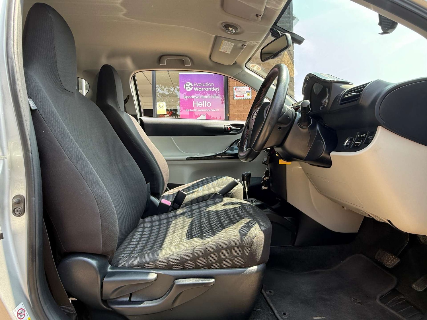 Used Toyota IQ 2011 for sale - 76601137: Photo 7