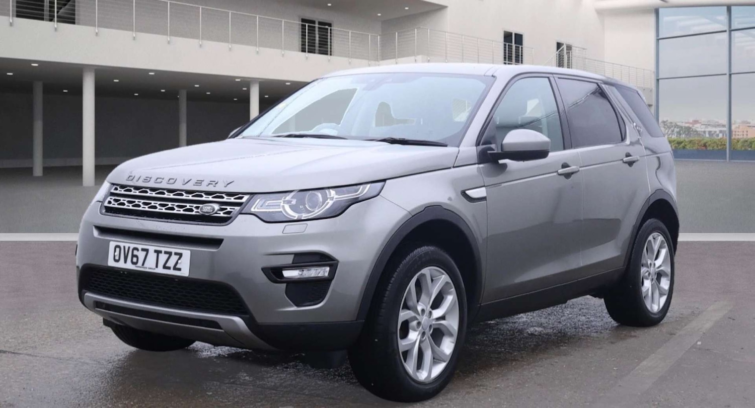 Used Land Rover Discovery Sport 2017 for sale - 76665408: Photo 2
