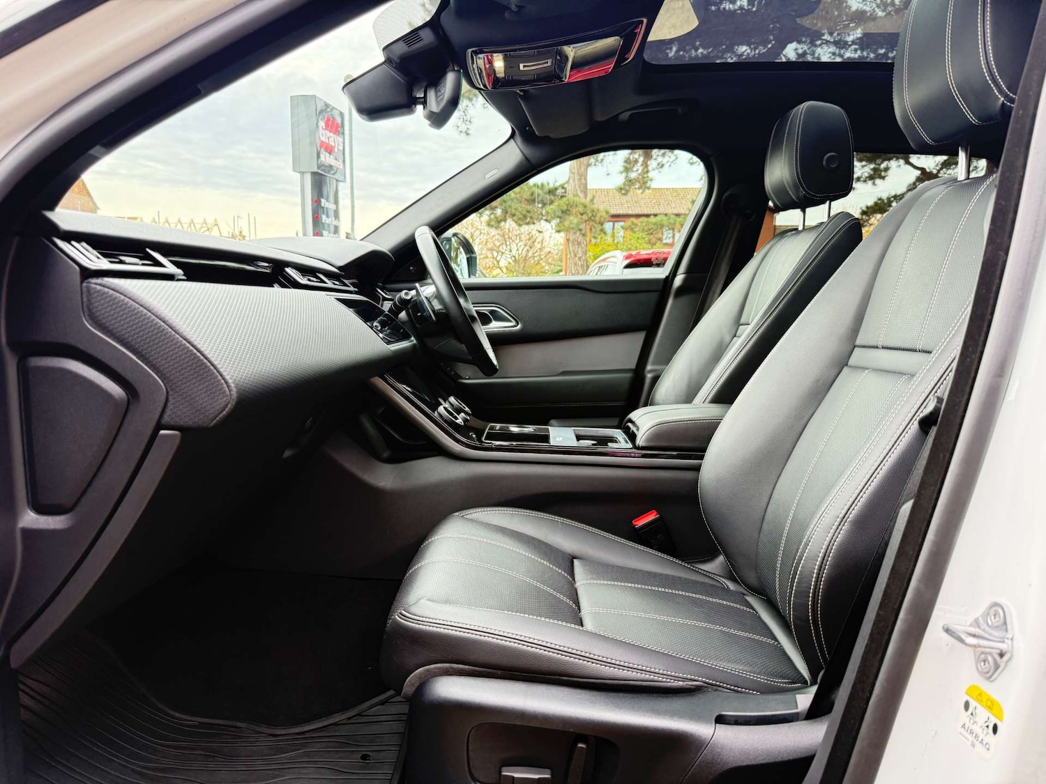 Used Land Rover Range Rover Velar 2019 for sale - 76290948: Photo 10