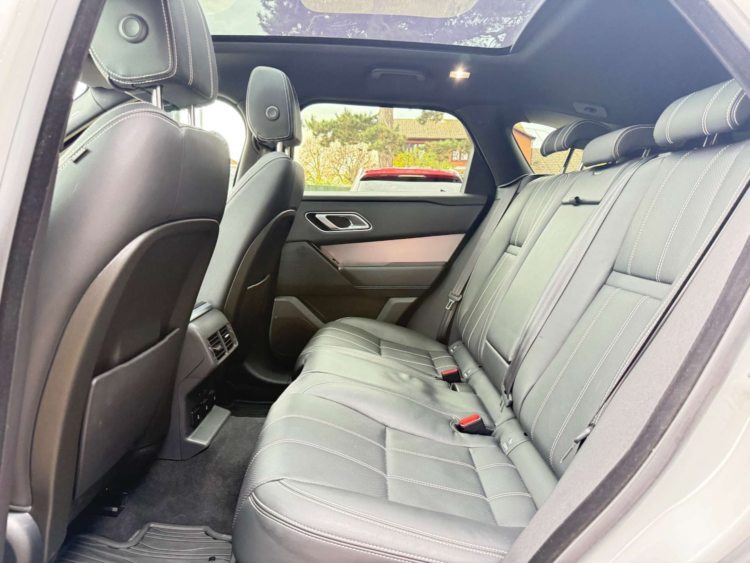 Used Land Rover Range Rover Velar 2019 for sale - 76290948: Photo 11