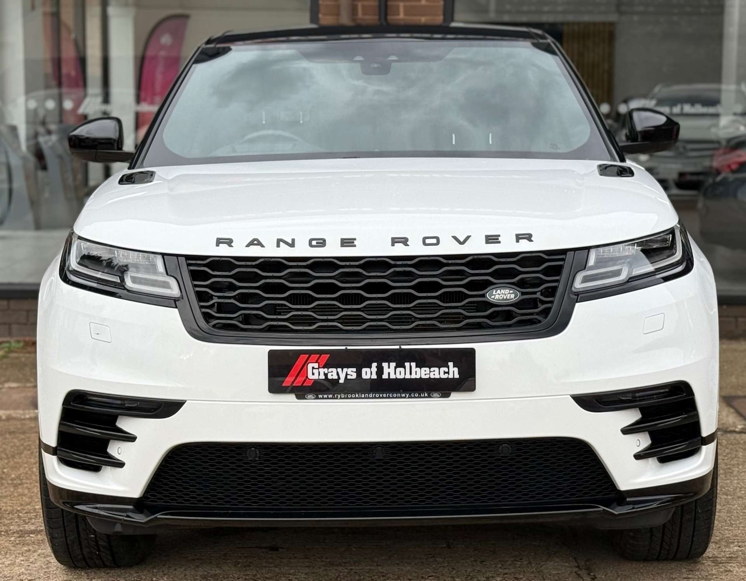 Used Land Rover Range Rover Velar 2019 for sale - 76290948: Photo 2