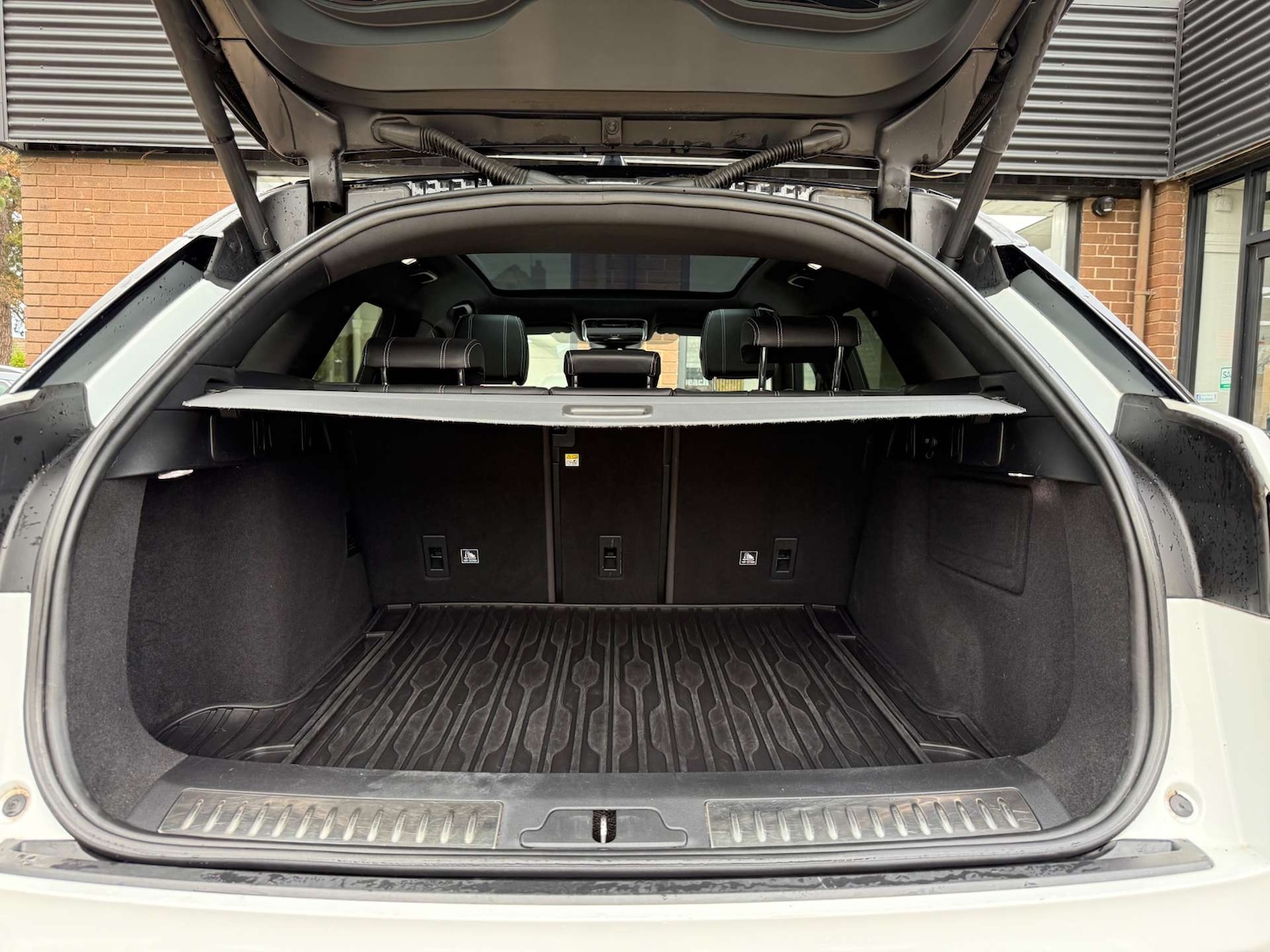 Used Land Rover Range Rover Velar 2019 for sale - 76290948: Photo 42