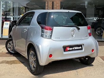 Used Toyota IQ 2011 for sale - 75391519: Photo