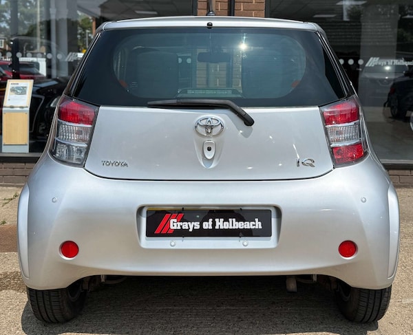 Used Toyota IQ 2011 for sale - 75391519: Photo 5