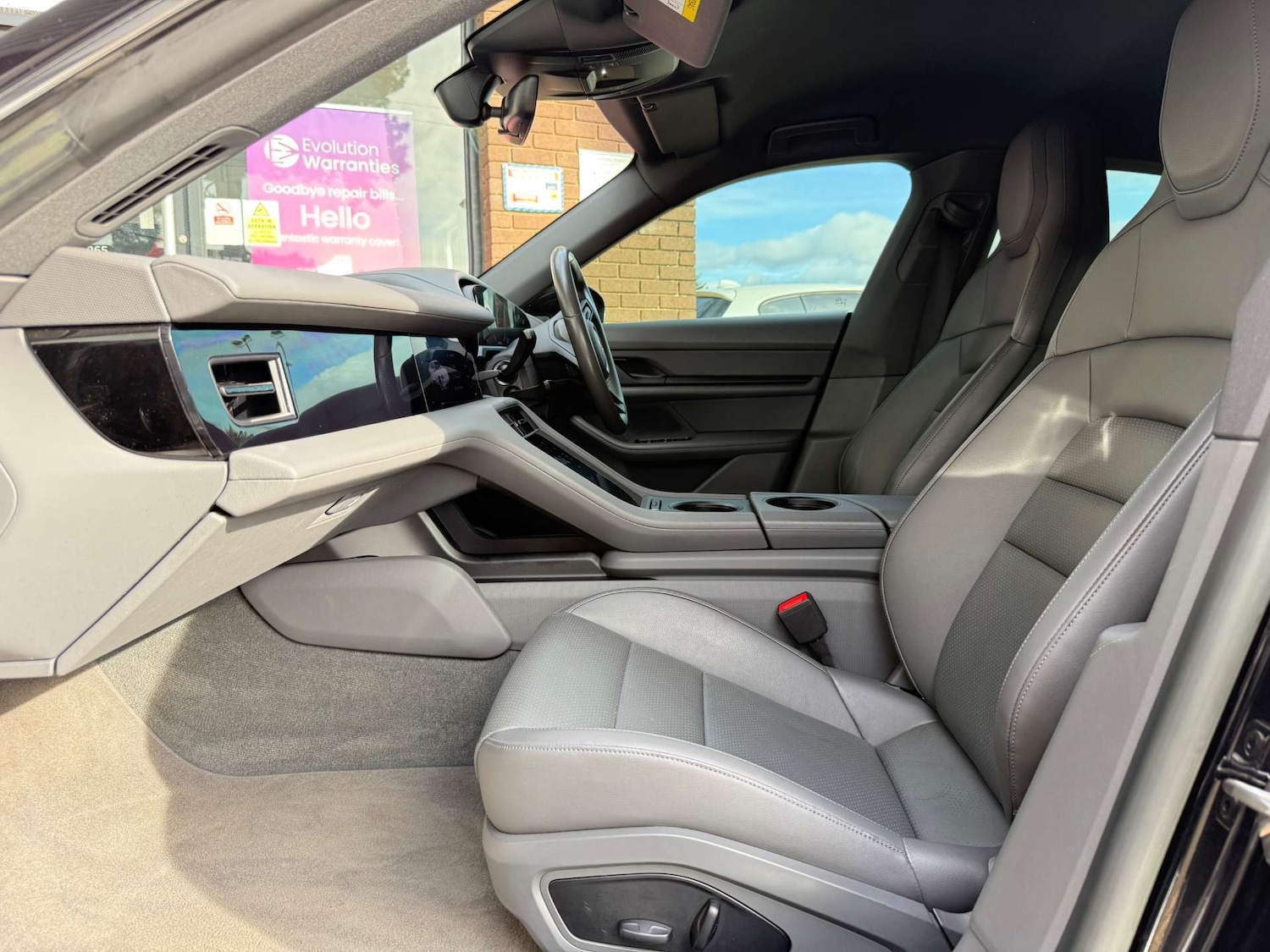 Used Porsche Taycan 2022 for sale - 78031094: Photo 10