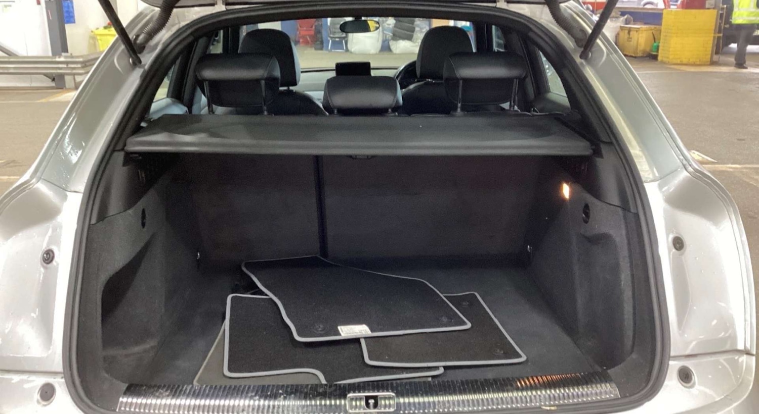 Used Audi Q3 2013 for sale - 76670482: Photo 10