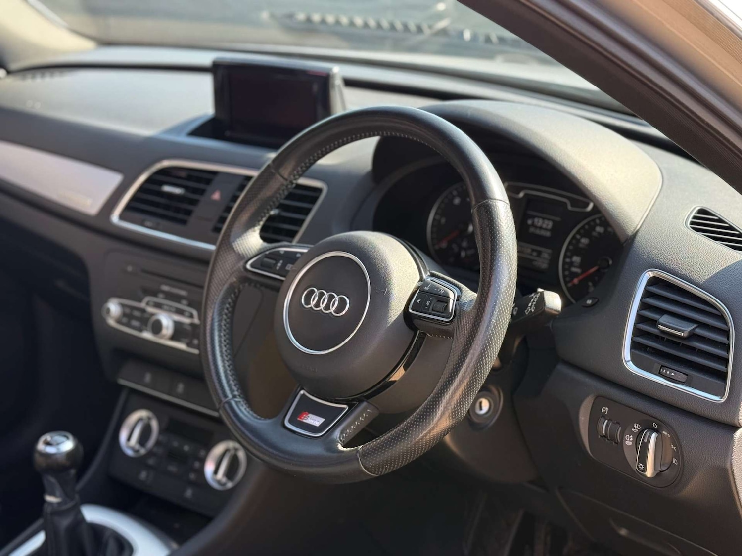 Used Audi Q3 2013 for sale - 76670482: Photo 13