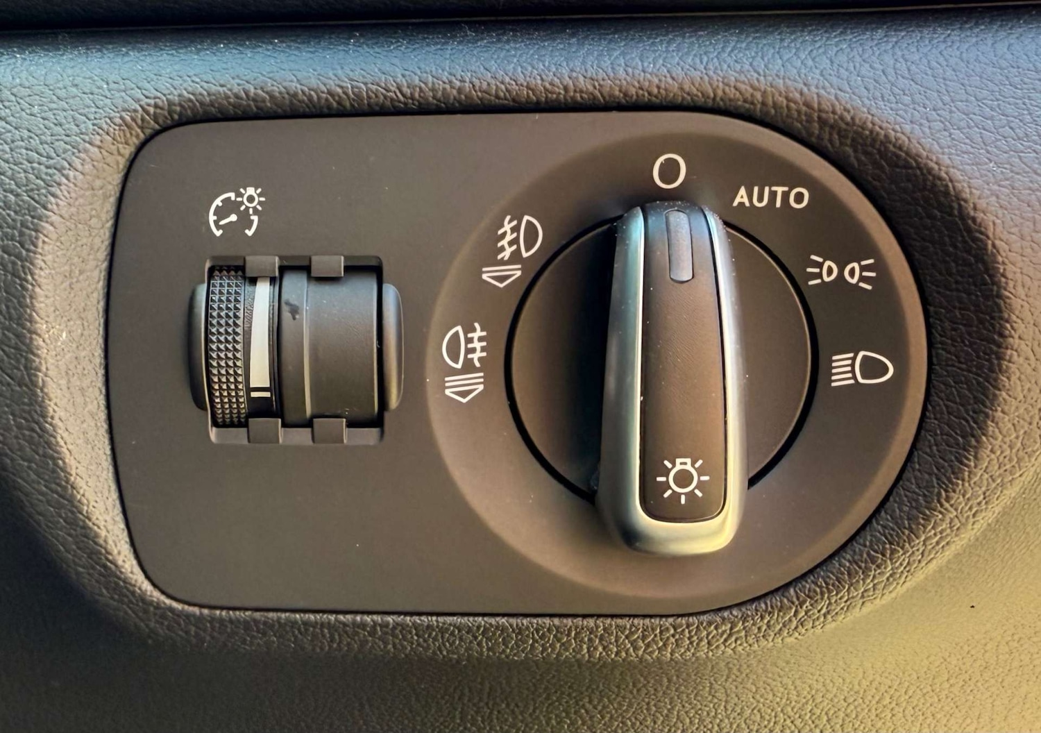 Used Audi Q3 2013 for sale - 76670482: Photo 17