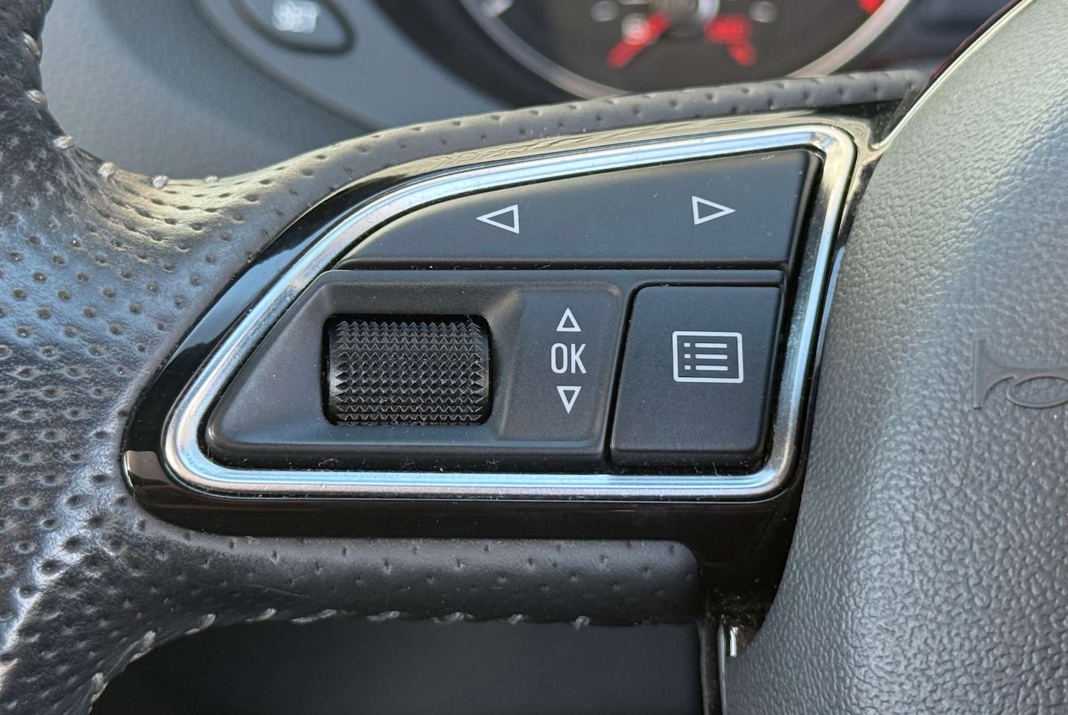 Used Audi Q3 2013 for sale - 76670482: Photo 19