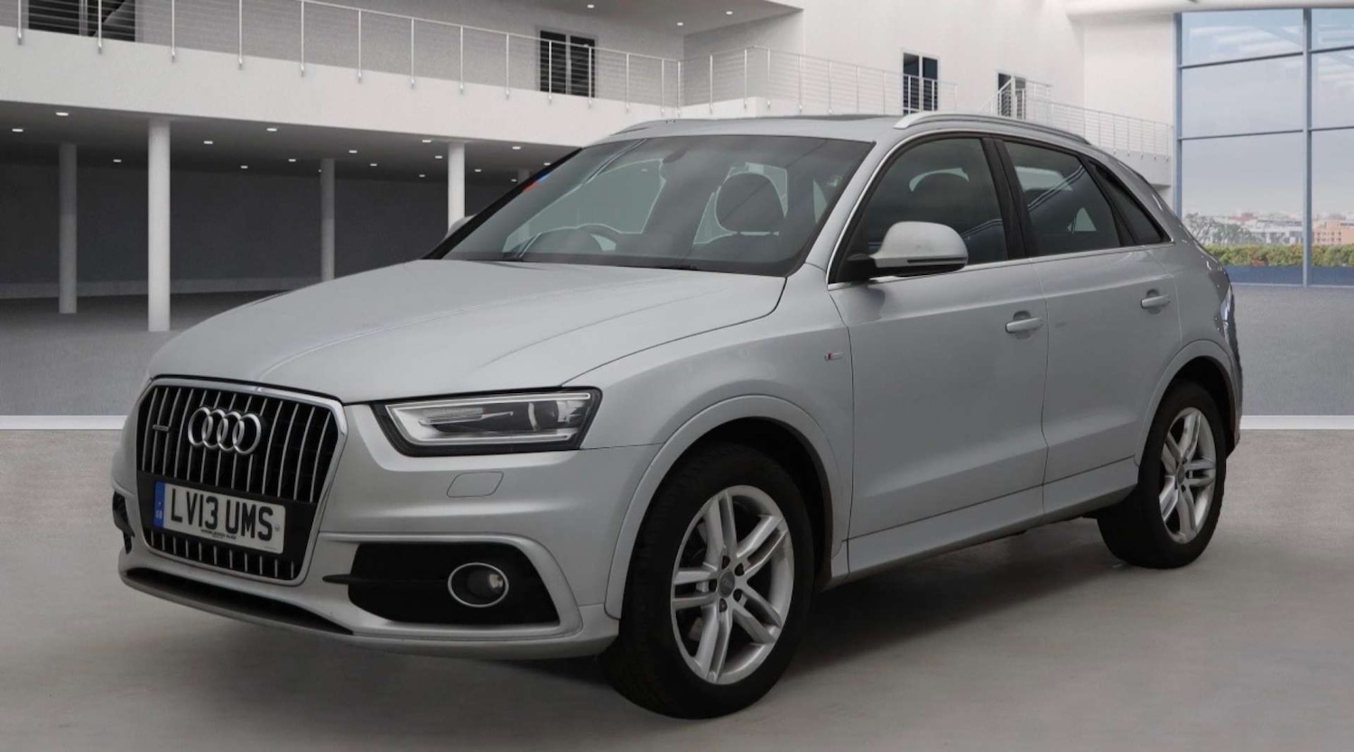 Used Audi Q3 2013 for sale - 76670482: Photo 2